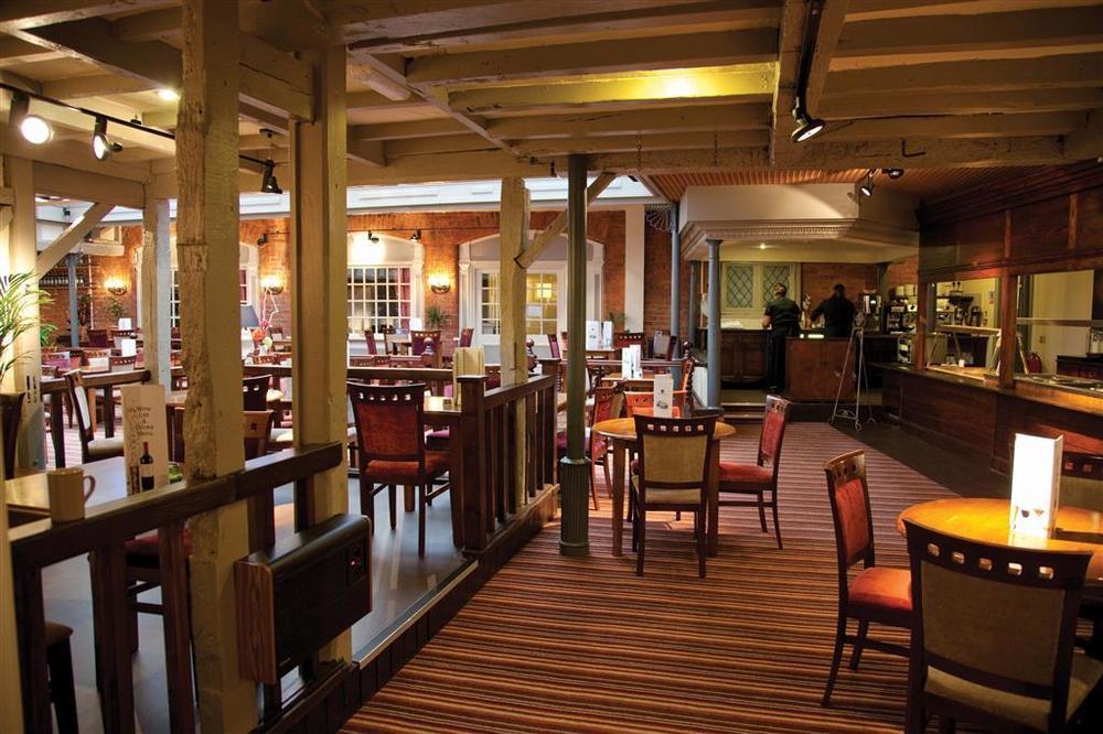 The Admiral Rodney Hotel, Horncastle, Lincolnshire هورنكاستيل المطعم الصورة