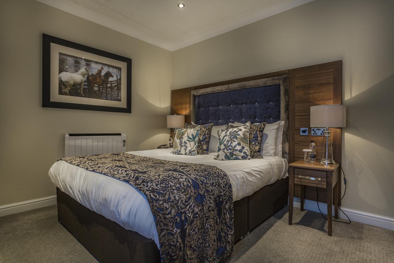 The Admiral Rodney Hotel, Horncastle, Lincolnshire هورنكاستيل المظهر الخارجي الصورة