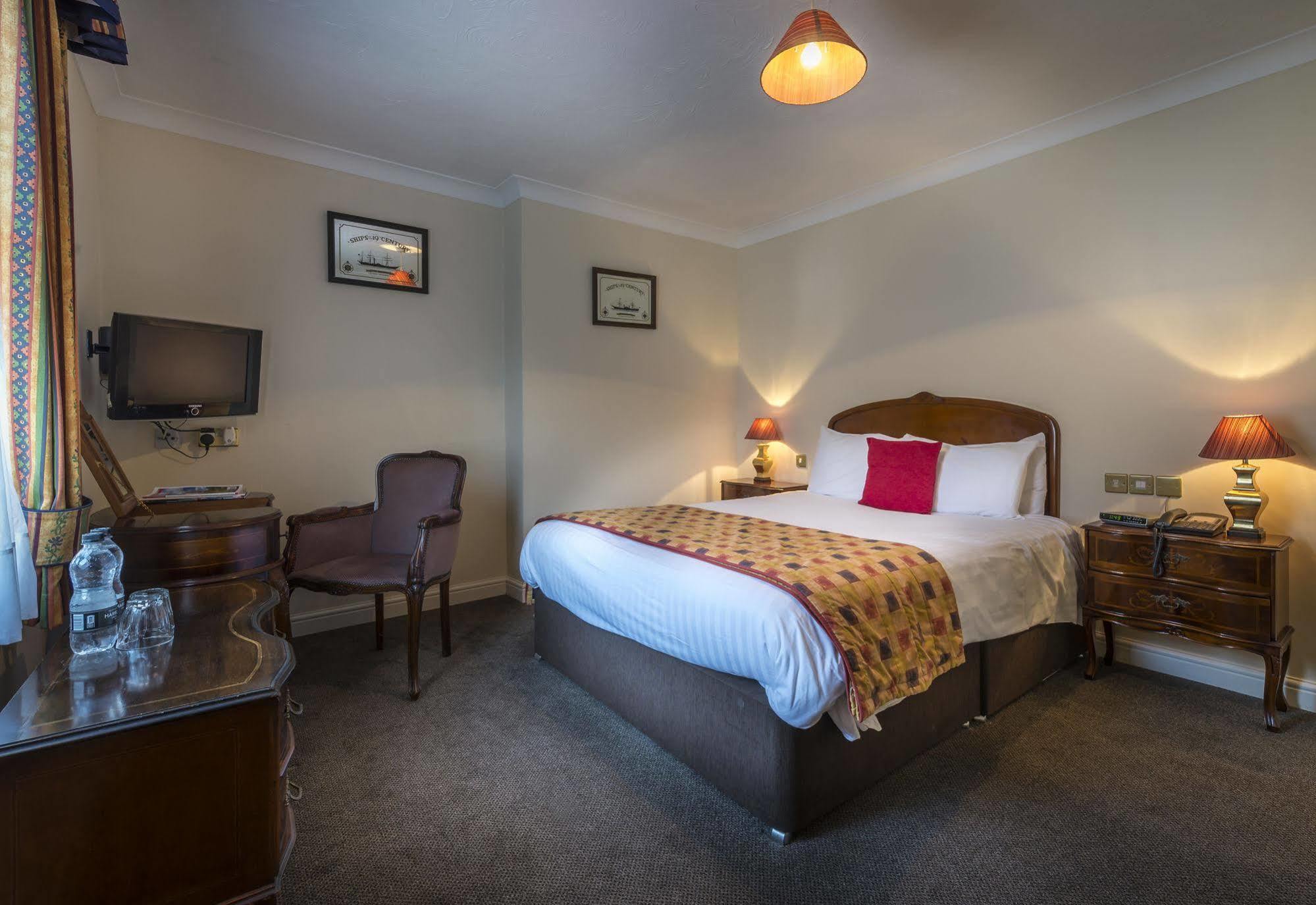 The Admiral Rodney Hotel, Horncastle, Lincolnshire هورنكاستيل المظهر الخارجي الصورة